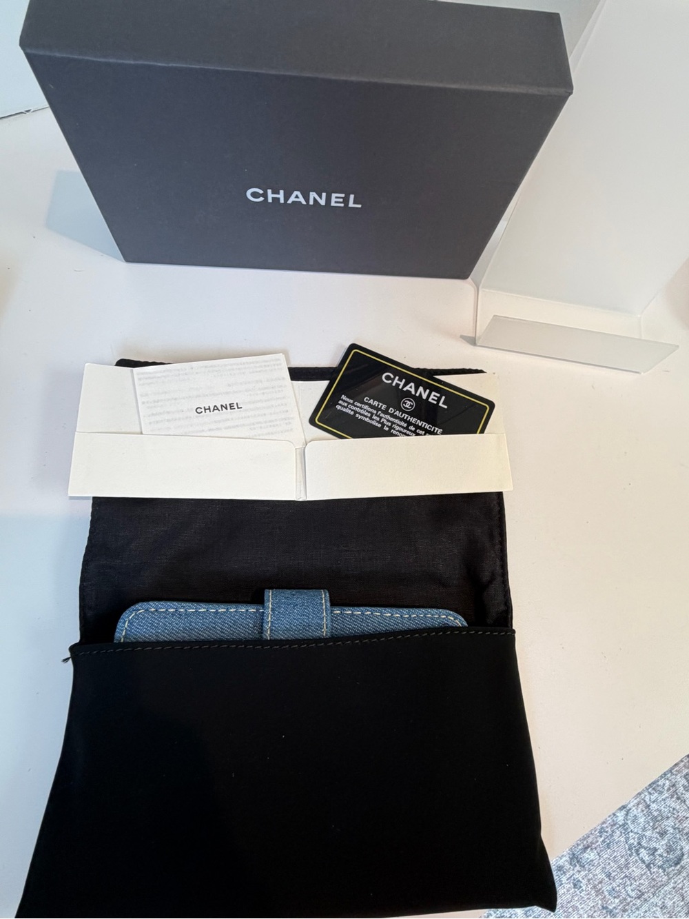 NIB Blue Denim Chanel GWP CC Logo Wallet Passport Holder Folio Case - Picture 12 of 15